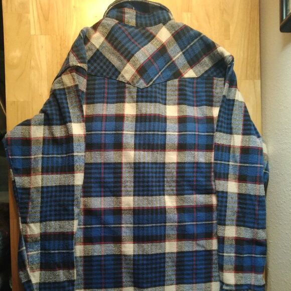 Vintage Wrangler Western Pearl Snap Flannel Button Down Shirt - Picture 4 of 6